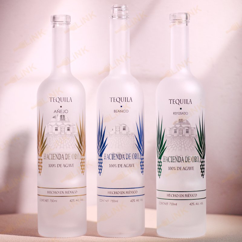 Factory Wholesale Classic Spirits Size 750ml Glass Whiskey Vodka Wine Bottle